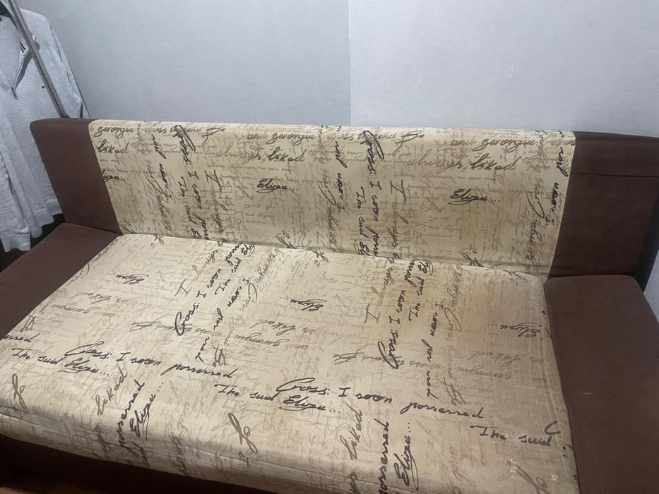 Продам диван в гостиную, комнату