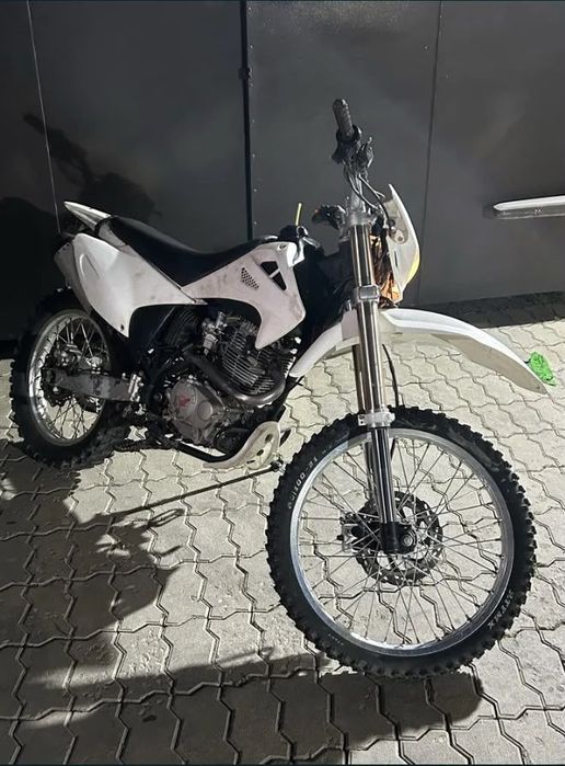 продам эндуро 250 куб