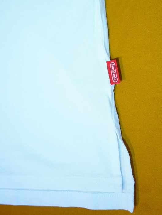Uniqlo Nintendo tricou femei NOU si Nefolosit, marimea M
