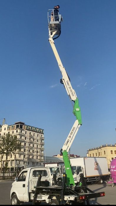 Мини автовышка 12 метров Италия