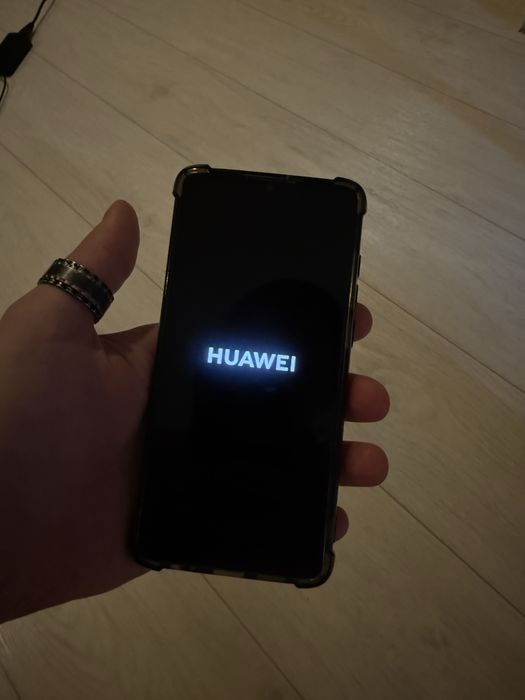Продам Huawei p30