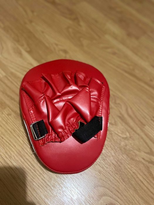 Комплект боксова круша и ръкавици