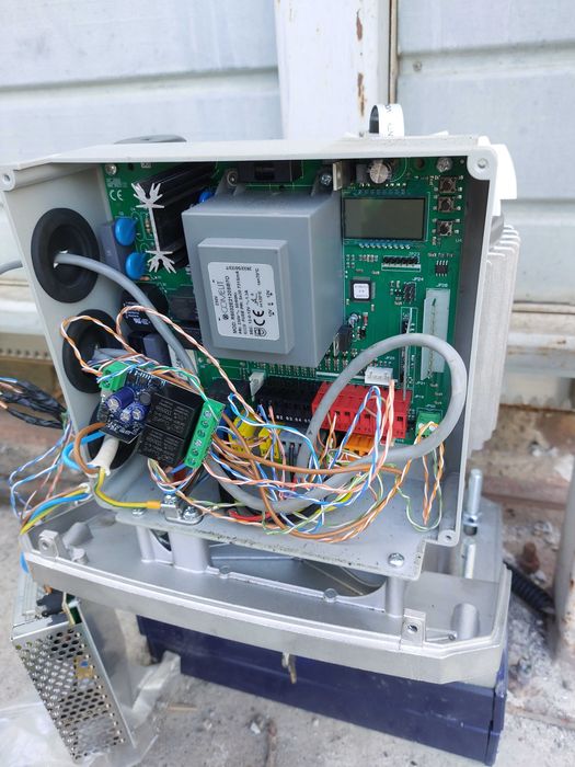 Servicii de reparatie a sistemelor de automatizări porți Iasi