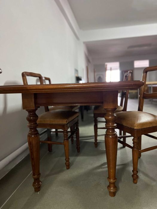 Masă lemn + 4 scaune sh de calitate italiană S 1975
