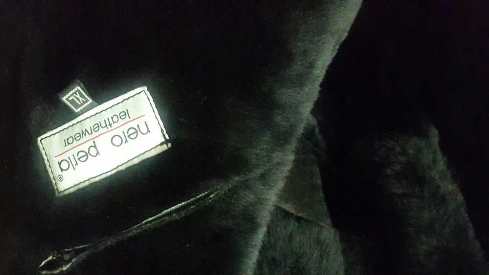 Кожаная зимняя куртка