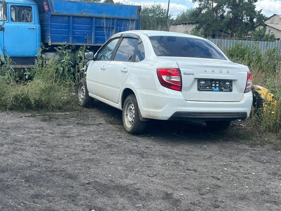 Продам  Лада Гранта FL