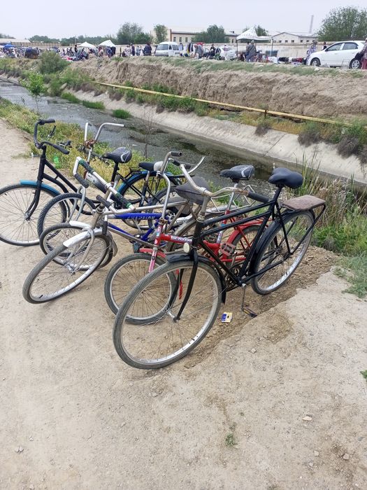 Har xil velosipedlar bor sotiladi
