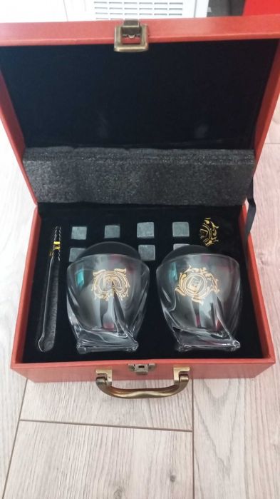 Подаръчна кутия с 2 чаши