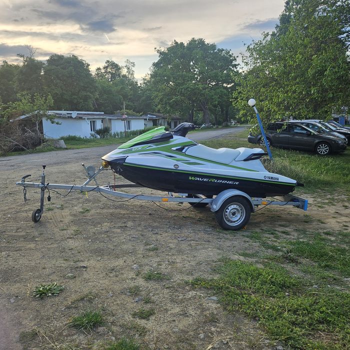 Джет Yamaha VX Wave Runner