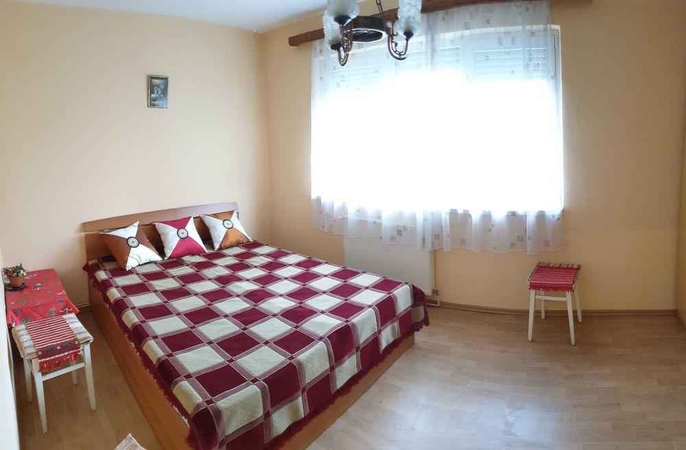 apartament 2 camere de inchiriat zona Cedonia