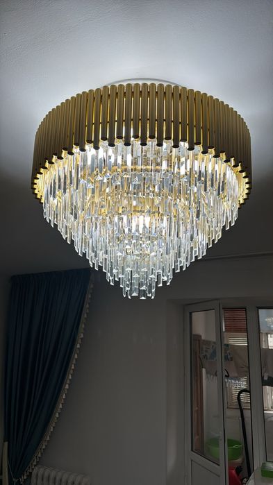 Продается люстра. 90 см