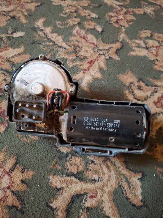 Продам моторчик стеклоочистителя