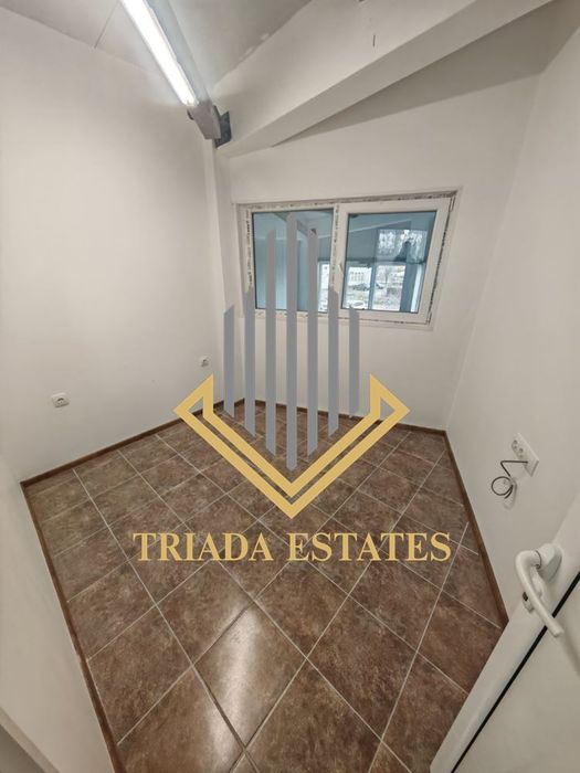 Дава се под наем Склад в Бургас, Промишлена зона - Север - 85 кв.м за 997.05 € - Снимка #3