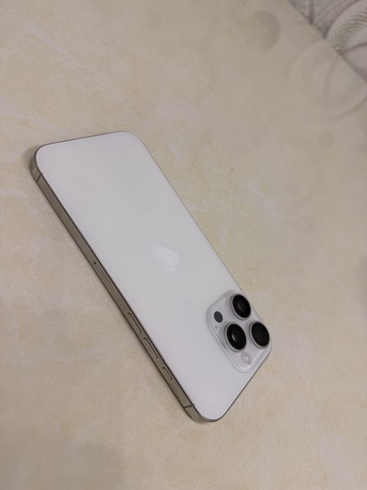 Продам Айфон 16 ProMax