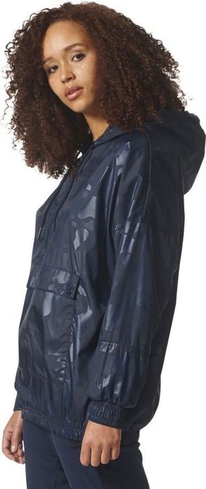 Adidas original дамско яке / ветренка / ветровка