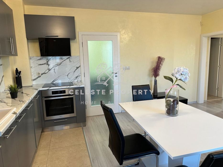 Дава се под наем Тристаен апартамент в София, Витоша - 75 кв.м за 817.53 € - Снимка #1