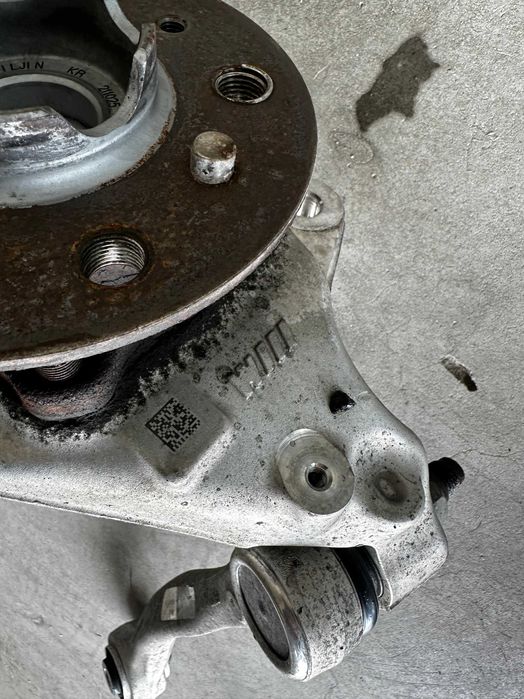 Fuzeta Stanga Spate Completa BMW M3/M4/M2 G80 G82 G87 OEM