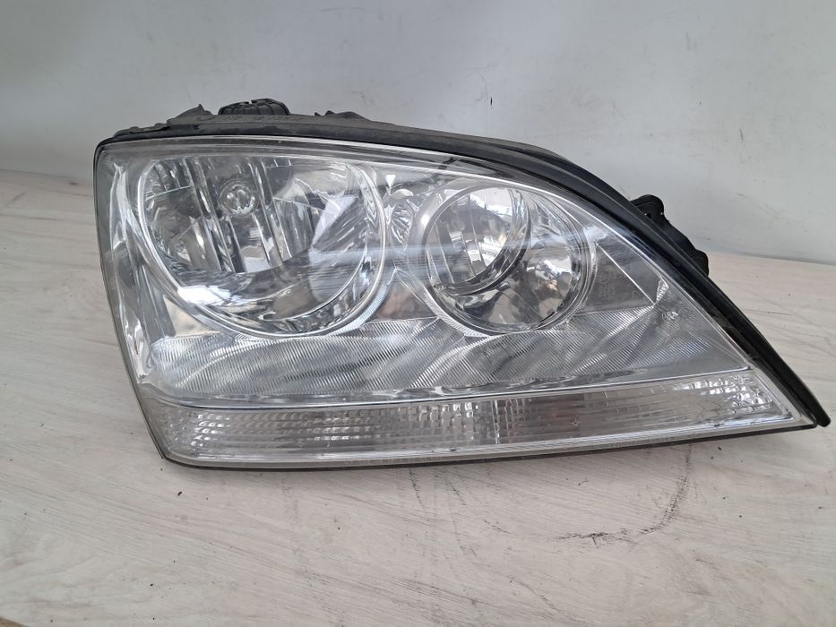Фар Kia Sorento 2002/2011г