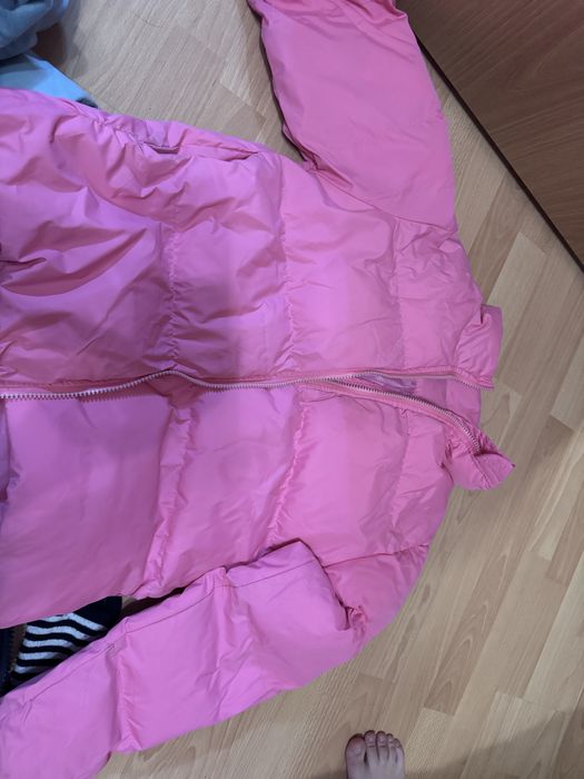 Все куртки по 5000 тенге