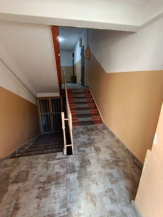 Продается своя полноценная 2-х комнатная квартира на 1 этаже!