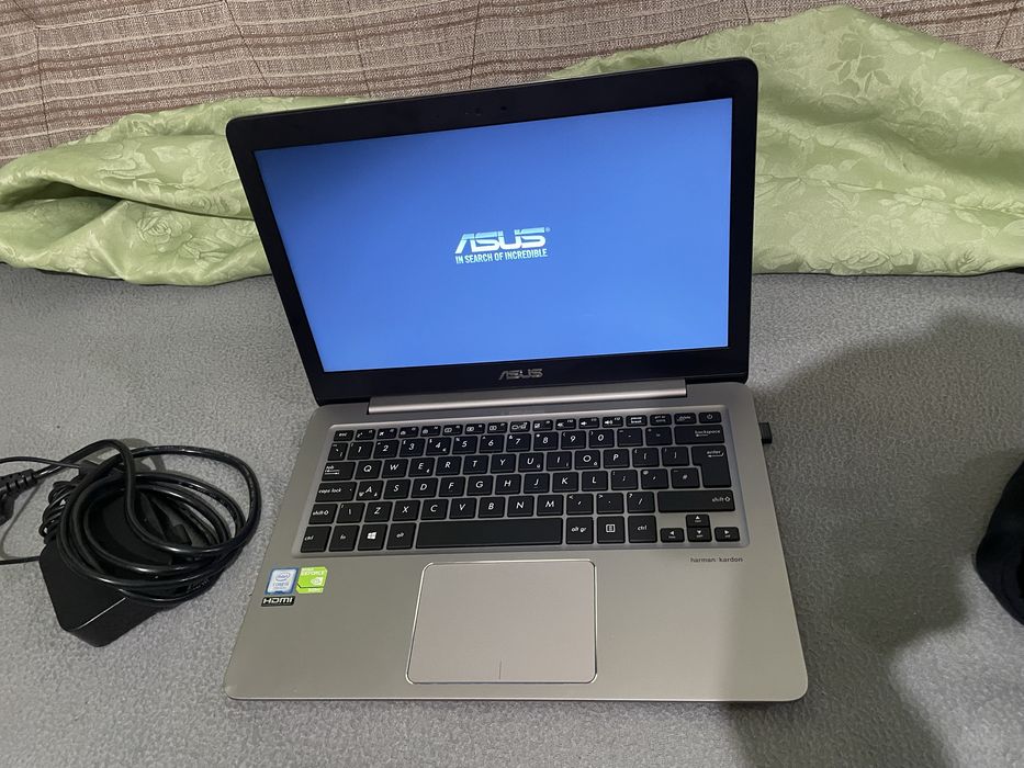 Asus UX310U Notebook PC
