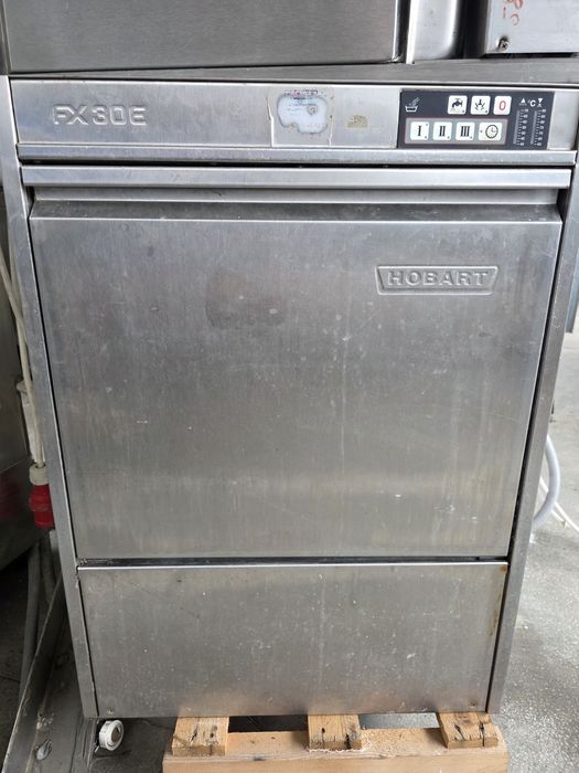 Професионална съдомиялна Hobart FX 30 E  220V
