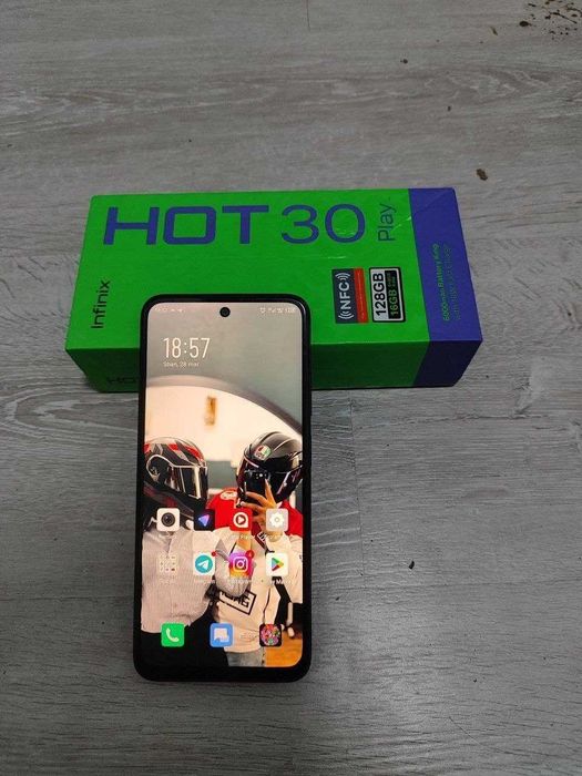 Infinix hot 30play arzon narxda 8/128lik