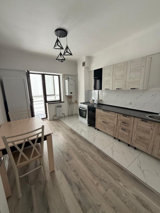 2-комн квартира 65м2  4этаж