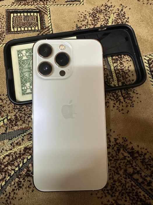 Продаю Айфон 13 Про