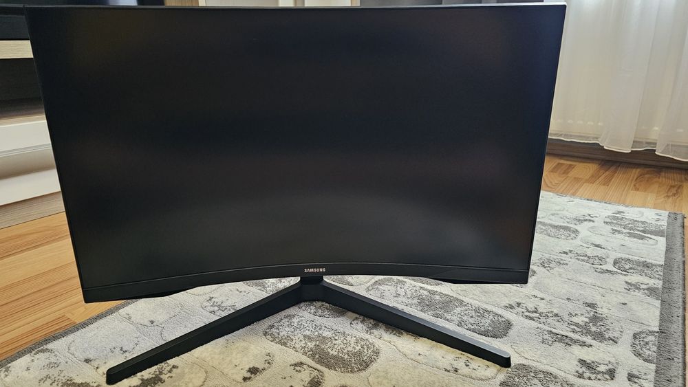 Monitor Samsung 27 inch 165 hz