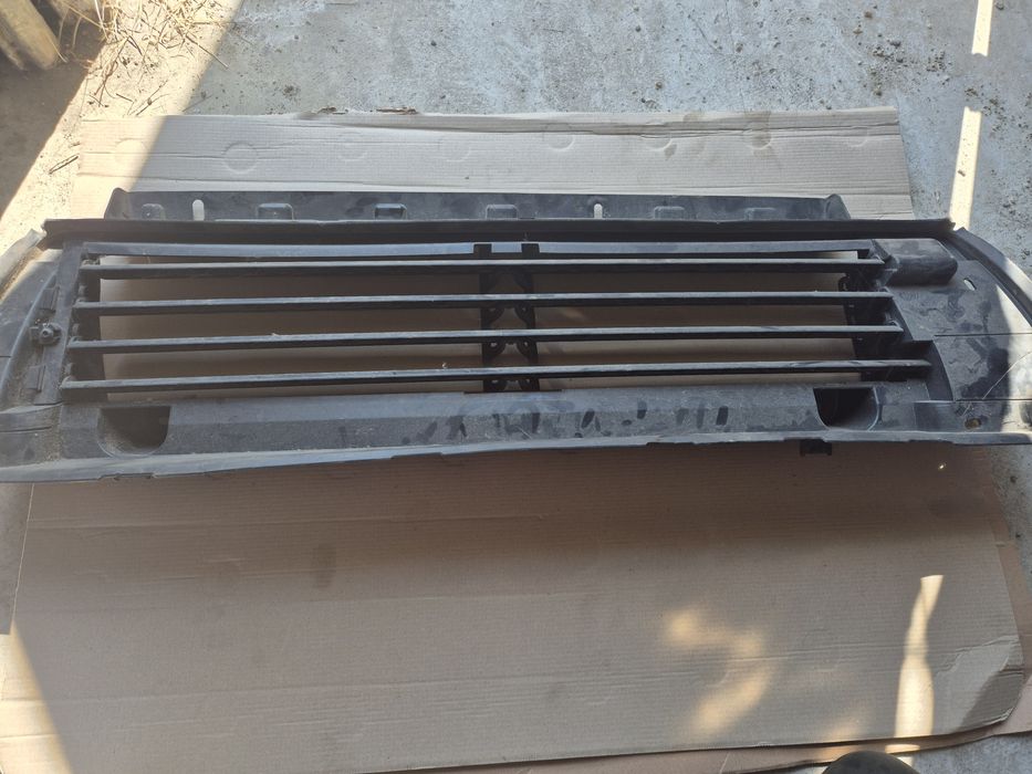 Grila activa Dacia Duster 2 1.5 Adblue