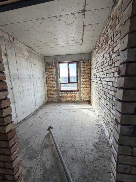 Продаётся квартира. Uy sotiladi