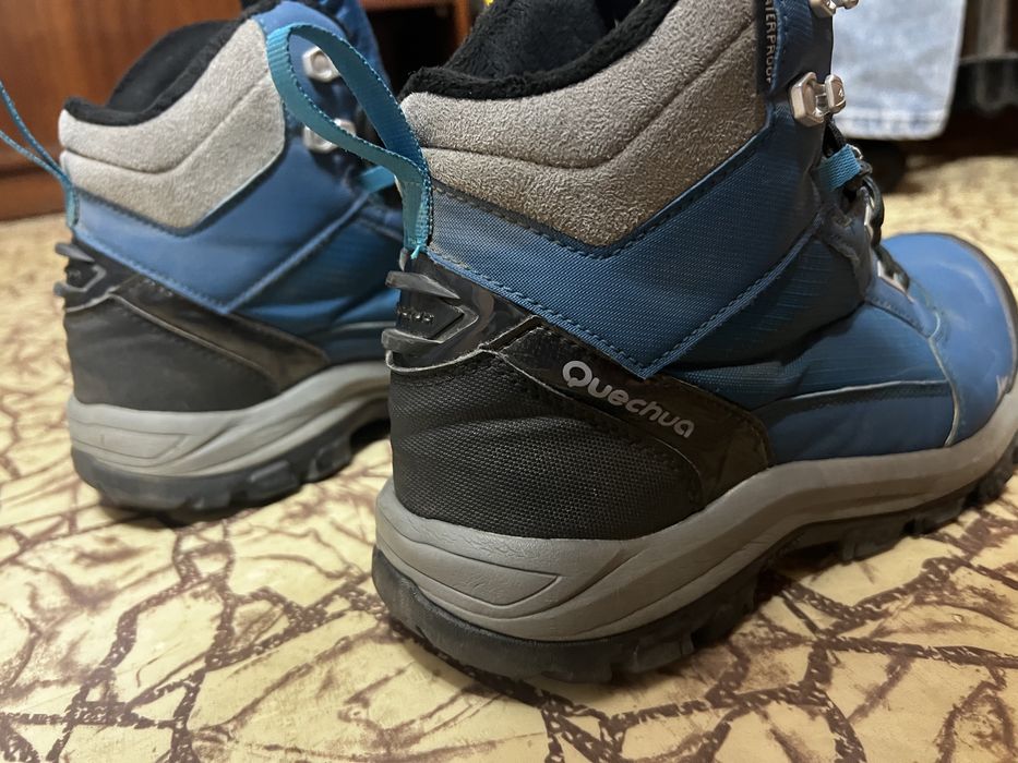 Високи трекинг обувки сини