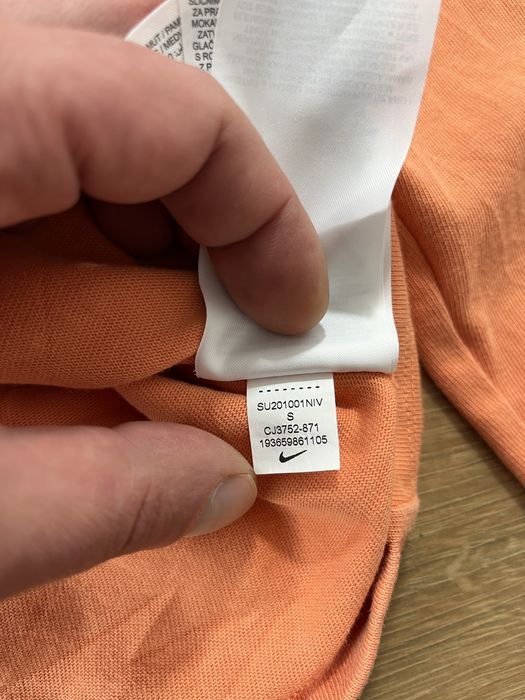 Adidas Originals,Nike дамски суитчъри размер S-М