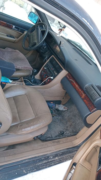 Продам ауди с4 2.8