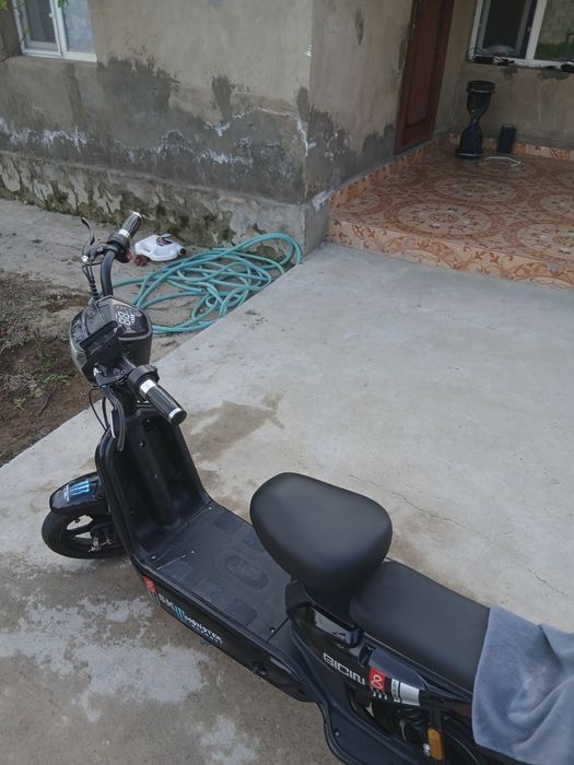 электронный скутер ск8