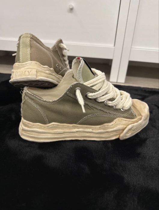 Maison Mihara mmy khaki 42