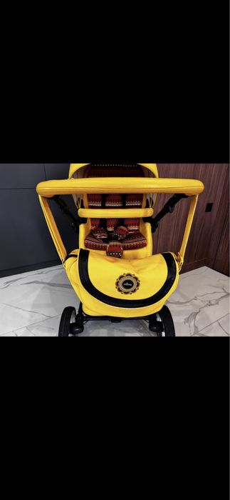 Детска количка Mima Xari yellow limited edition