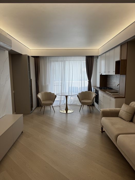 Inchiriere  2 camere | Cortina North