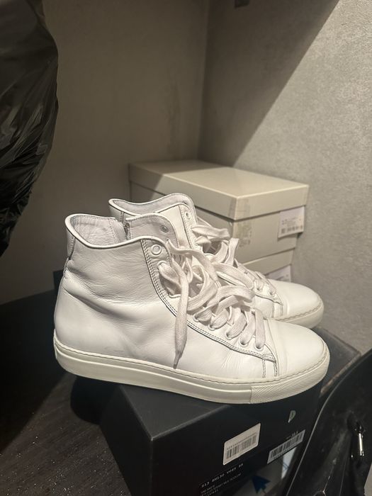 Продавам оригинални мъжки маратонки