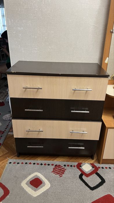 Продаю прихожку и комод