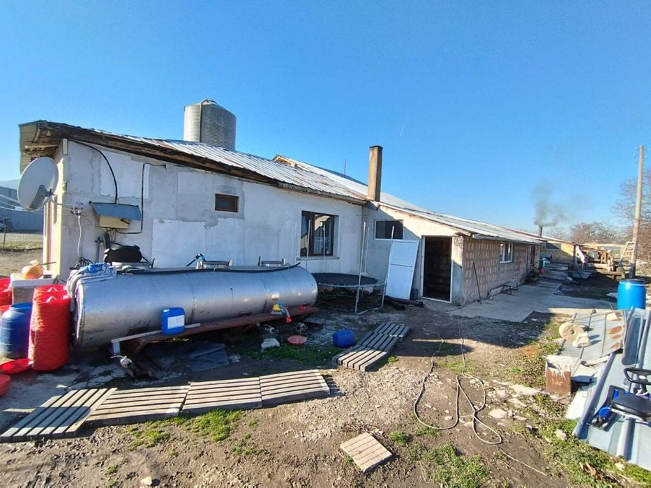 Продава се Промишлена сграда в Търговище, Въбел - 1200 кв.м за 289 €/кв.м - Снимка #3