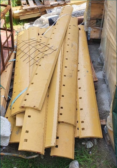 Cutit lama hardox fier 1,5euro