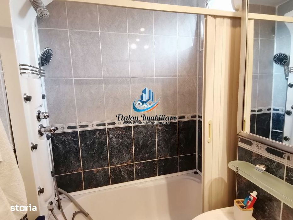 Apartament 3 camere, etaj 1, Piata Darmanesti