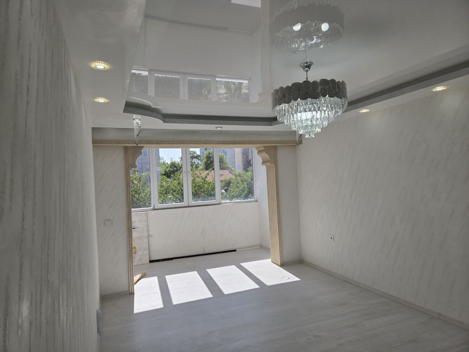 Продава се Двустаен апартамент в Хасково, Възраждане - 64 кв.м за 1275 €/кв.м - Снимка #8