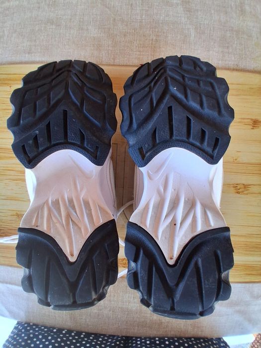 Adidași Nike de damă