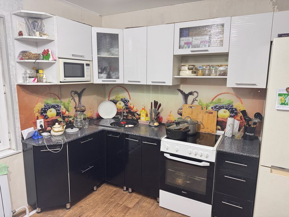 Продам кухонный гарнитур