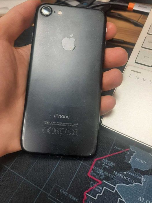 iPhone 7, 32 GB, Black