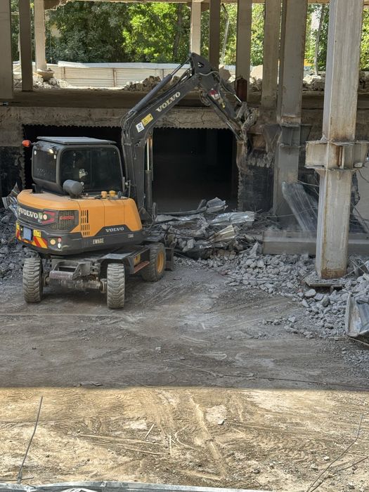 Экскаватор малютка