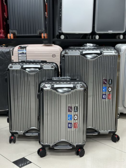 Чемоданы из поликарбоната